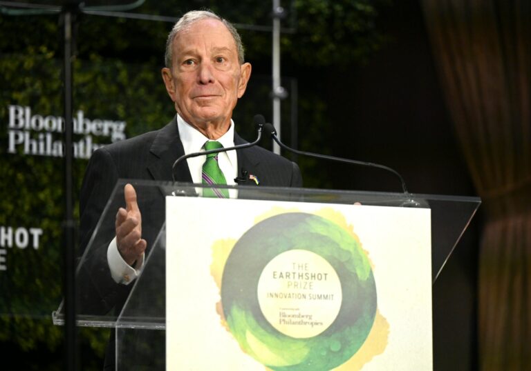 Mike Bloomberg speaks at The Earthshot Summit Plenary.