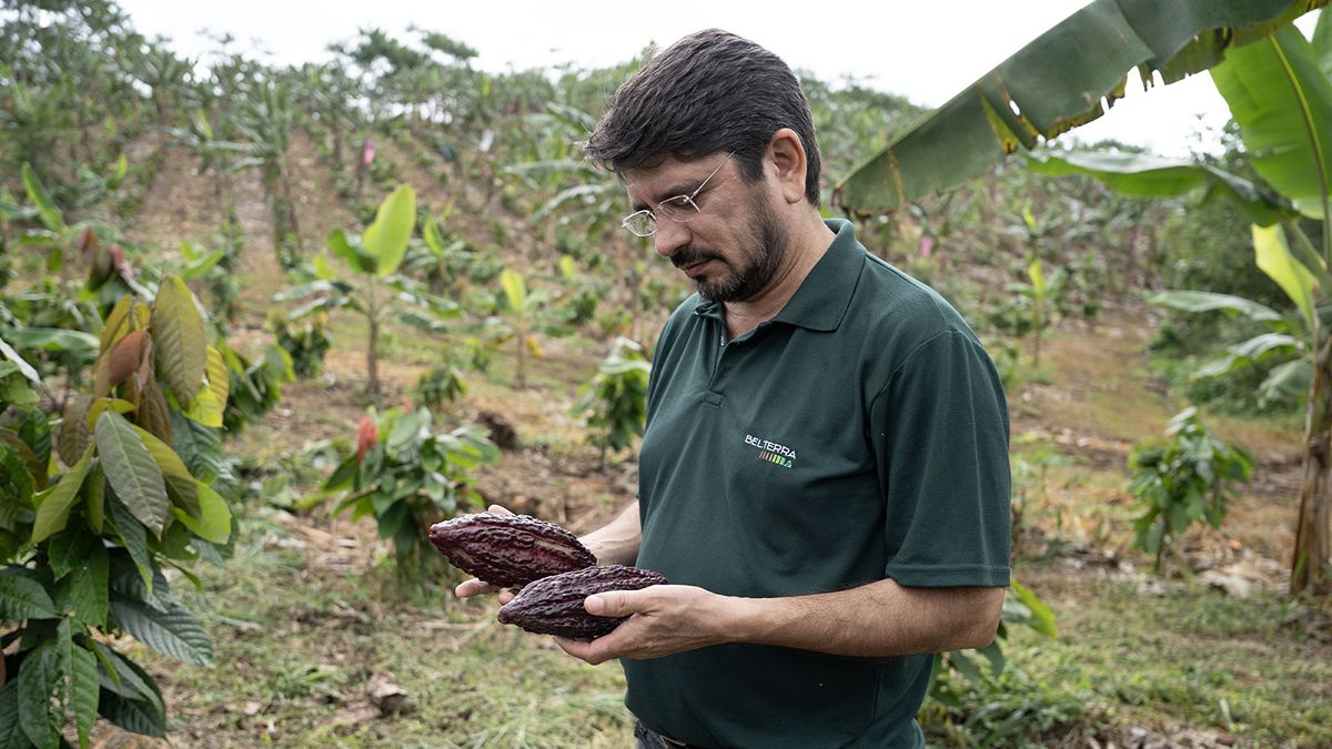 2023 Finalist, Belterra, works with smallholder farmers in Brazil to restore forests through regenerative agricultural practices.